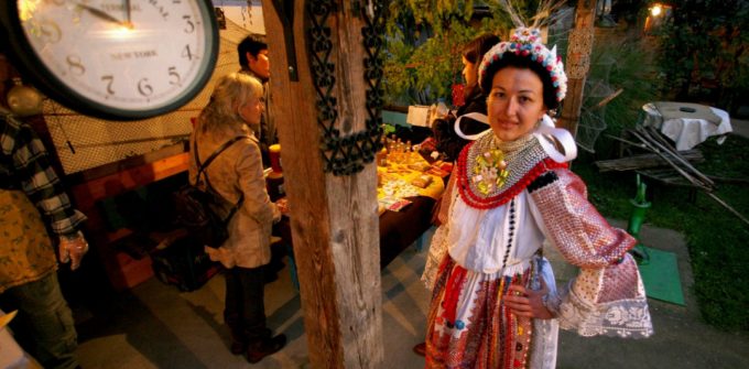 Traditional costume of the Sokci minority, © by Emil Vas Traditional costume of the Sokci minority, © by Emil Vas