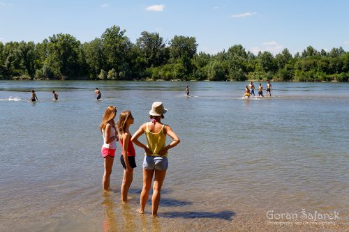 River bathing, © by Goran Šafarek